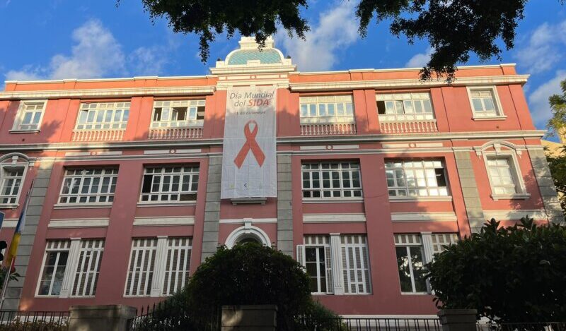 Sanidad insiste en la importancia de la prevención, diagnóstico precoz y tratamiento para disminuir las infecciones por VIH