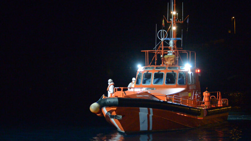 Salvamento rescata a 302 migrantes de 6 embarcaciones y los traslada a Lanzarote y Gran Canaria