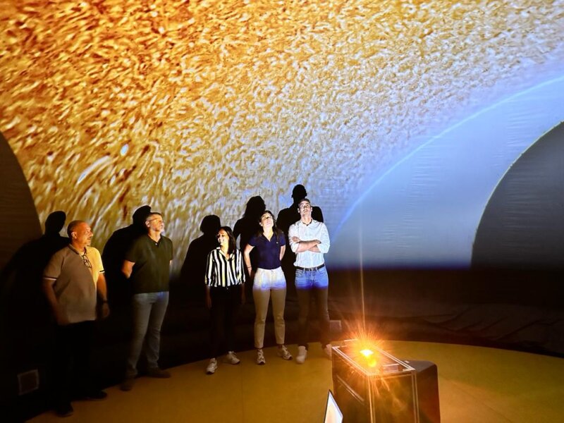 AstroCiencia Nómada, un Planetario Móvil en las aulas de la Oliva