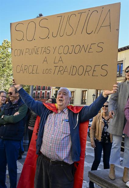 Protesta en Granada por ley amnistía. EFE
