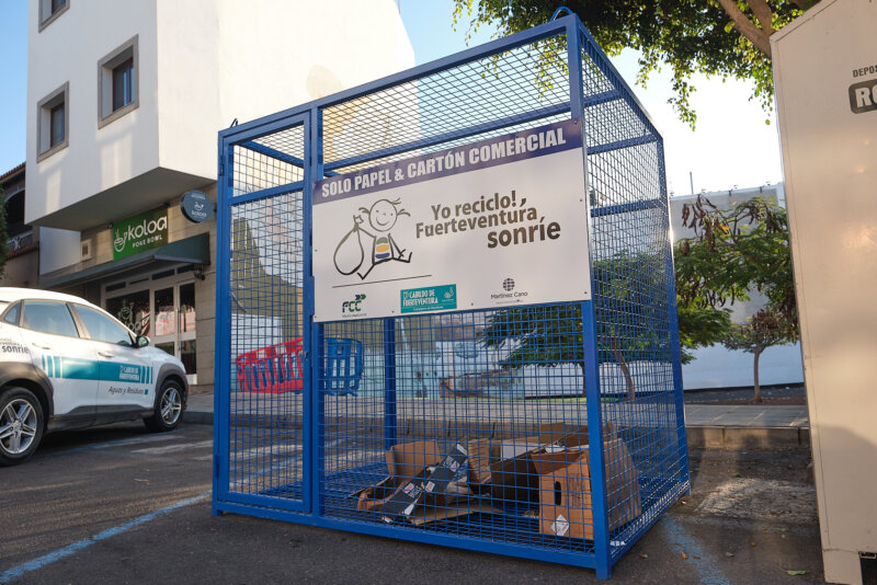 El Cabildo de Fuerteventura fomenta el reciclaje en zonas comerciales