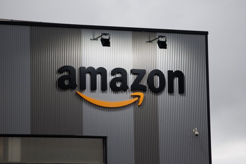 Amazon se enfrenta a su primera huelga parcial en España de cara al 'Cyber Monday'