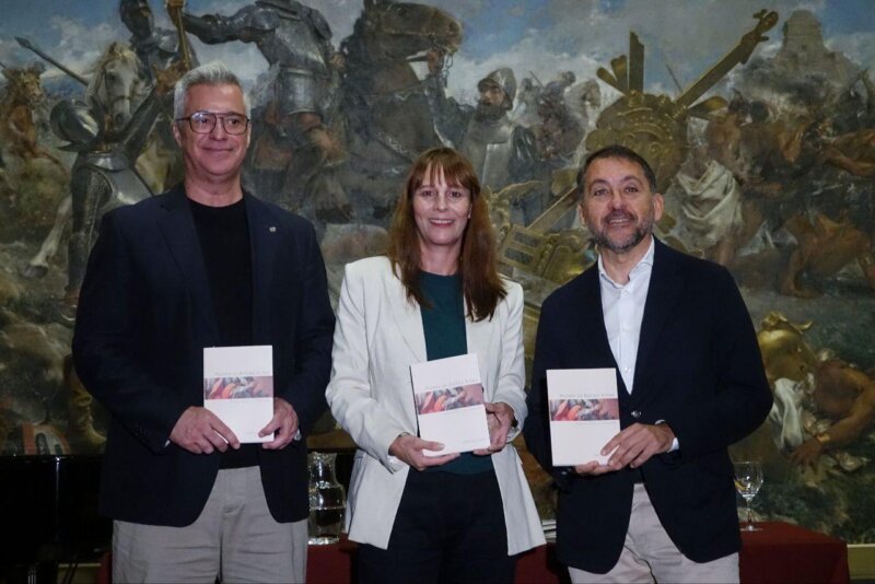 Presentación del catálogo-guía del Museo de Bellas Artes de Santa Cruz de Tenerife / Ayuntamiento de Santa Cruz de Tenerife