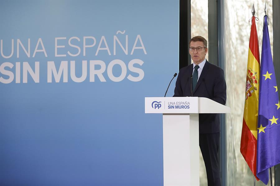 Balance de 2023. El presidente del Partido Popular, Alberto Núñez Feijóo hace el balance del año 2023 del PP, este jueves en Madrid. EFE/ J.P.Gandul