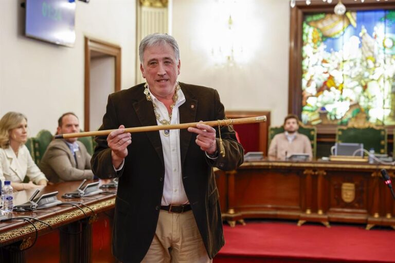 Joseba Asiron (EH Bildu), alcalde de Pamplona al ganar la moción de censura a UPN
