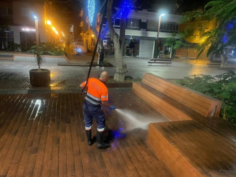 Recogen un total de 750 kilos de residuos en Las Palmas de Gran Canaria durante la Nochebuena