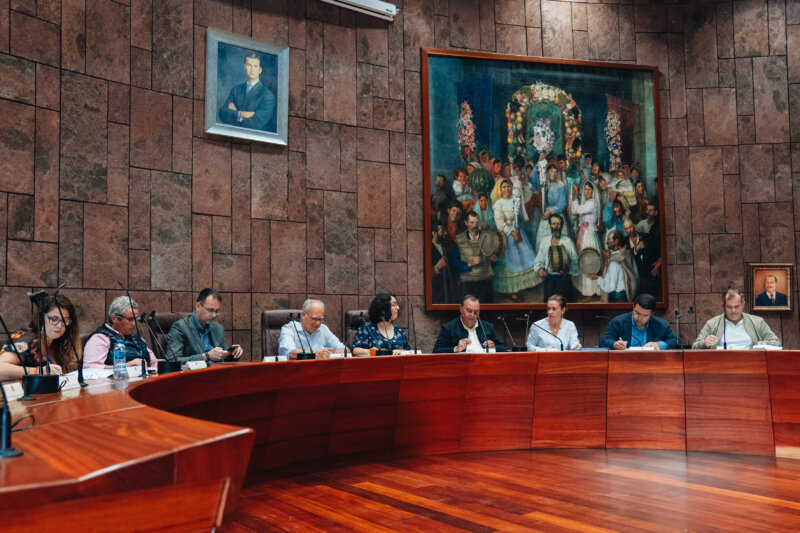 El Cabildo de La Gomera acuerda destinar 2,5 millones a actuaciones en los municipios