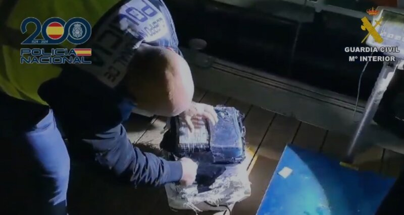 Intervenida una embarcación semirrígida con más de 1.500 kilos de cocaína en Gran Canaria