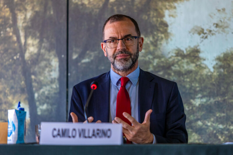 Felipe VI nombra al diplomático Camilo Villarino jefe de la Casa del Rey