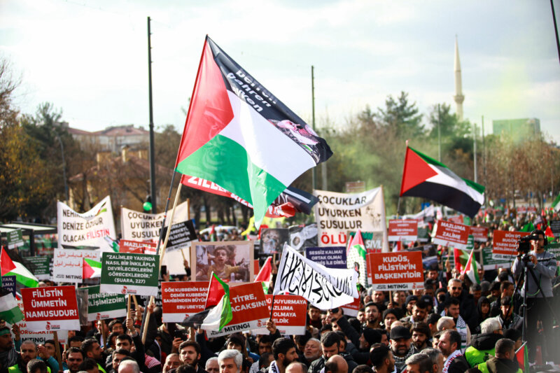 Banderas palestinas durante una manifestación en Turquía