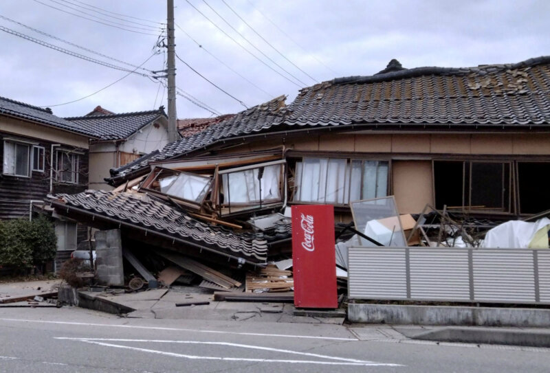 Ascienden a 30 los muertos por el terremoto en Japón