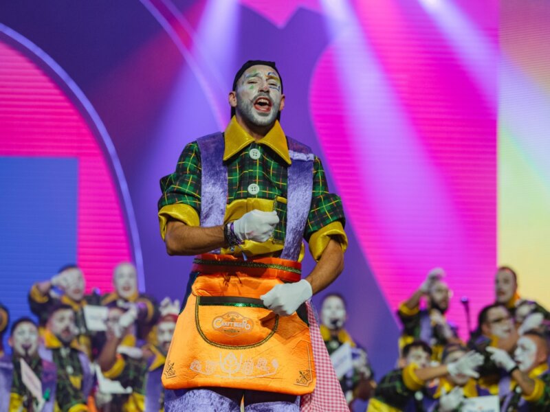 Imagen Murga "Irónicos" en la Tercera Fase del Concurso de Murgas del Carnaval de Santa Cruz de Tenerife. Foto Carnaval Santa Cruz de Tenerife