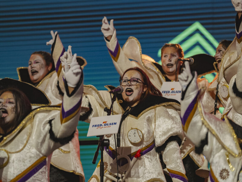 Murga Desatadas en la primera fase del carnaval de Santa Cruz de Tenerife 2024