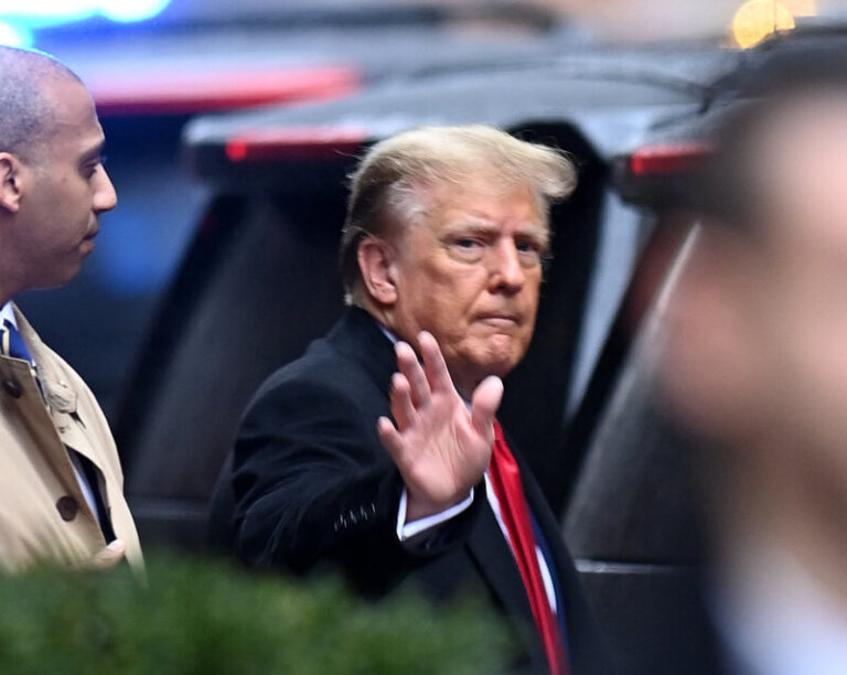 El juicio contra Trump por presunto soborno dará comienzo este lunes en Nueva York
