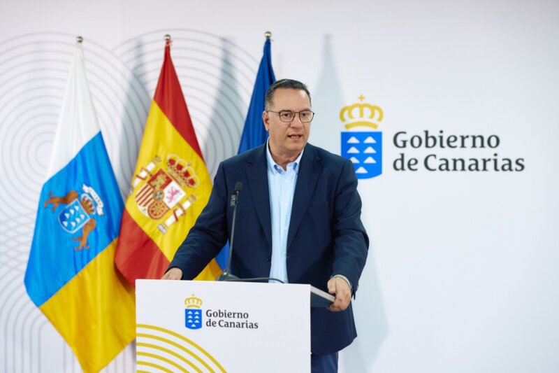 Imagen Poli Suárez, consejero de educación del Gobierno de Canarias