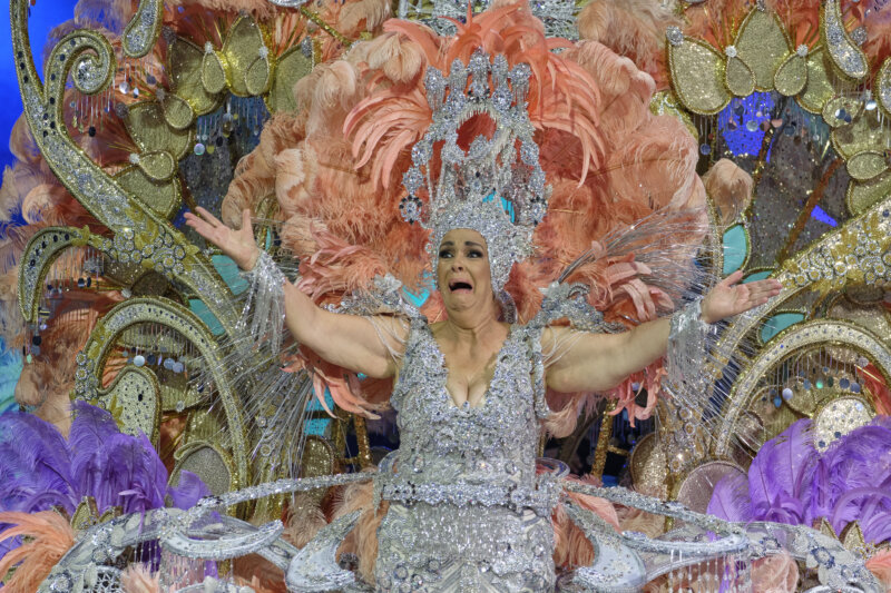 Reina de Mayores del Carnaval de Santa Cruz de Tenerife 2024, María Isabel García García 