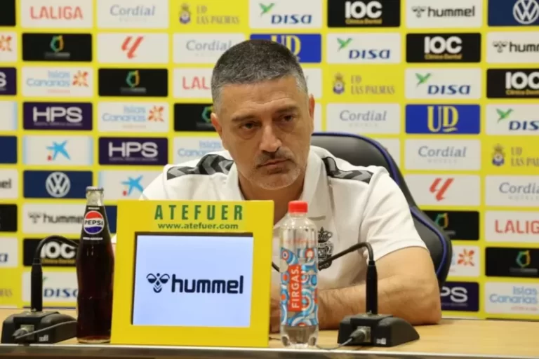 Pimienta asegura que hay que hacer un “partido impecable” contra el Atlético de Madrid