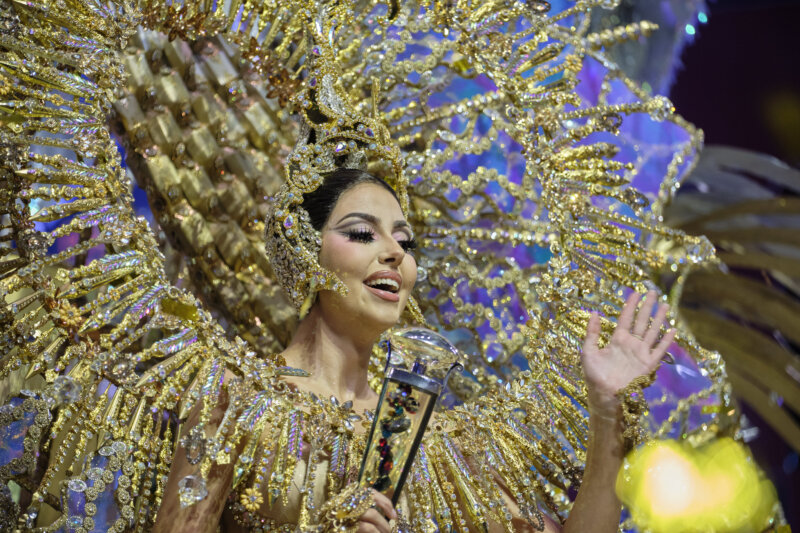 Corina Mrazek González, Reina del Carnaval de Santa Cruz de Tenerife 2024 / RTVC