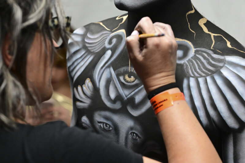 Momentos previos al concurso de maquillaje corporal / Archivo Carnaval LPA