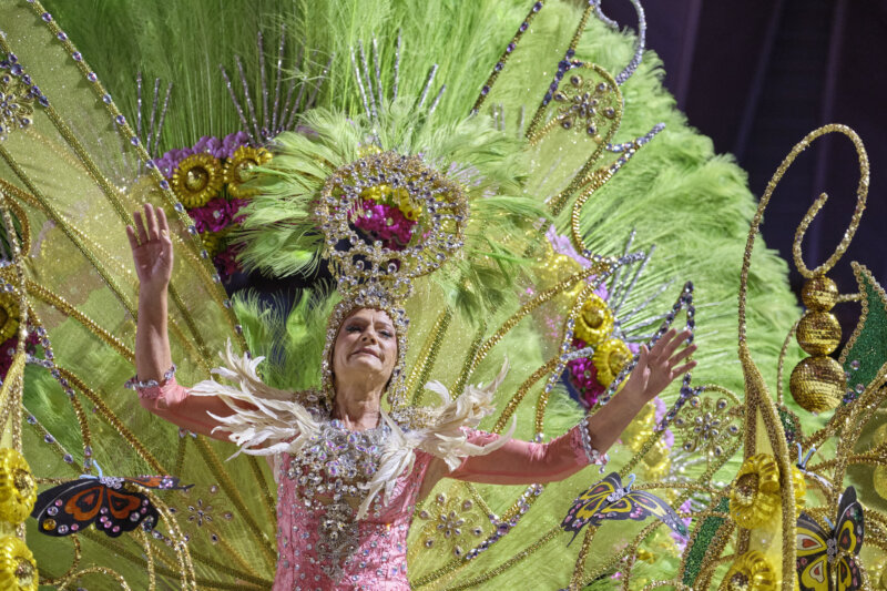 Candidata a Reina de los Mayores carnaval de Santa Cruz de Tenerife 2024. María Isabel Goya Pérez. / RTVC / Tomás Rodríguez