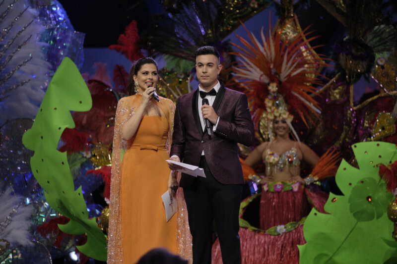 Eloísa González y Elvis Sanfiel fueron los presentadores de la Gala / RTVC