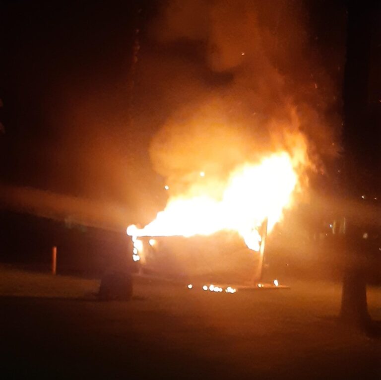 Incendio de la patera ubicada en el Campus de Guajara de la Universidad de La Laguna / ULL 