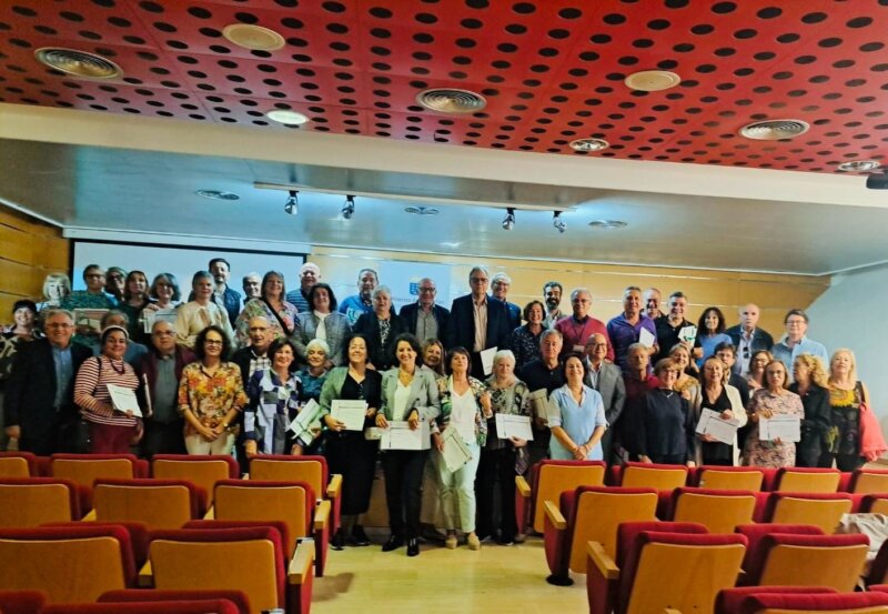 La Gerencia de Atención Primaria de Tenerife reconoce la labor de más de cien profesionales jubilados en los años 2022 y 2023