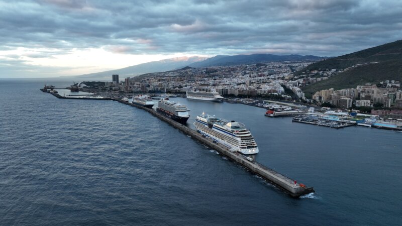 Cruceros en el Puerto de Santa Cruz de Tenerife