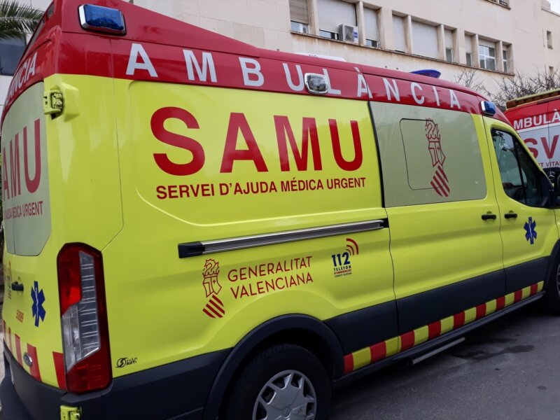 Tres muertos y 15 heridos en el incendio de una vivienda en Alicante