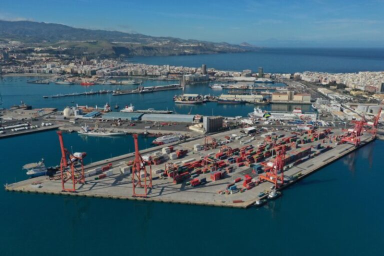 Operación contra el tráfico de drogas en una empresa del Puerto de Las Palmas