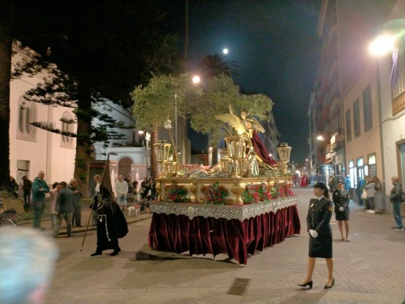El paso del Señor Orando en el Huerto en procesión por La Laguna. Foto José Jesús Duque 