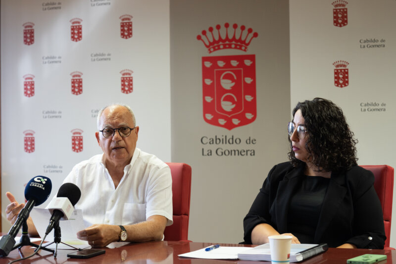 Presentación del plan de inversión extraordinario en el Cabildo de La Gomera. Imagen Cabildo de La Gomera