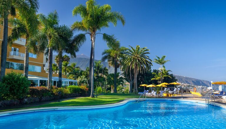 Siete meses consecutivos de crecimiento de las pernoctaciones en los hoteles canarios