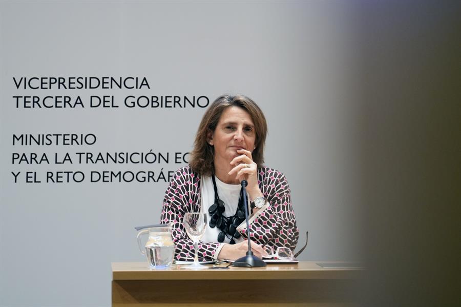 Cabeza de lista del PSOE. Imagen: La vicepresidenta y ministra para la Transición Ecológica y el Reto Demográfico, Teresa Ribera. IEFE