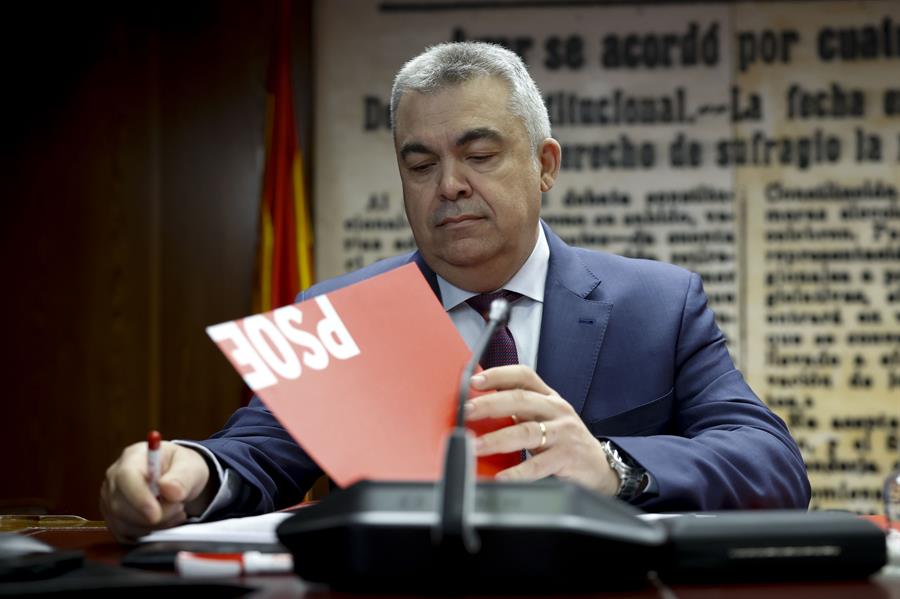 El secretario de organización del PSOE ha comparecido en la comisión de investigación del Senado para explicar su relación con Koldo García