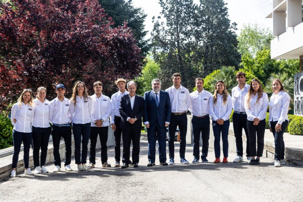 Presentación del equipo español de vela que competirá en los Juegos Olímpicos de París 2024 con tres canarios