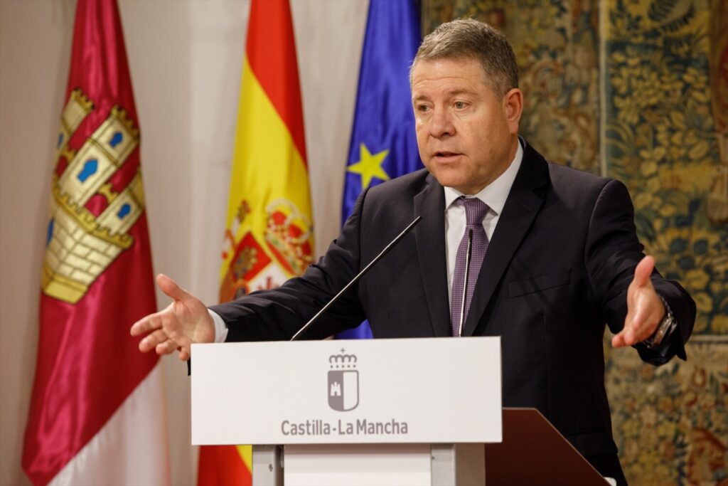 García-Page opina que la decisión de Sánchez es "emocional", no una estrategia política