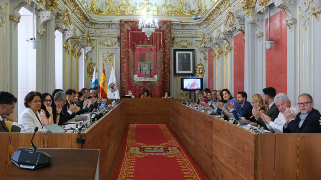Las Palmas de Gran Canaria distingue a 15 personalidades e instituciones