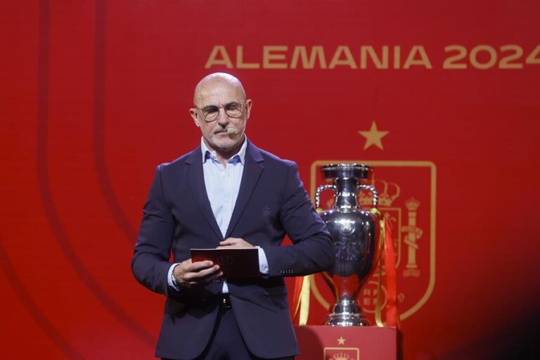 Los canarios Pedri y Ayoze, en la primera lista para la Eurocopa 2024