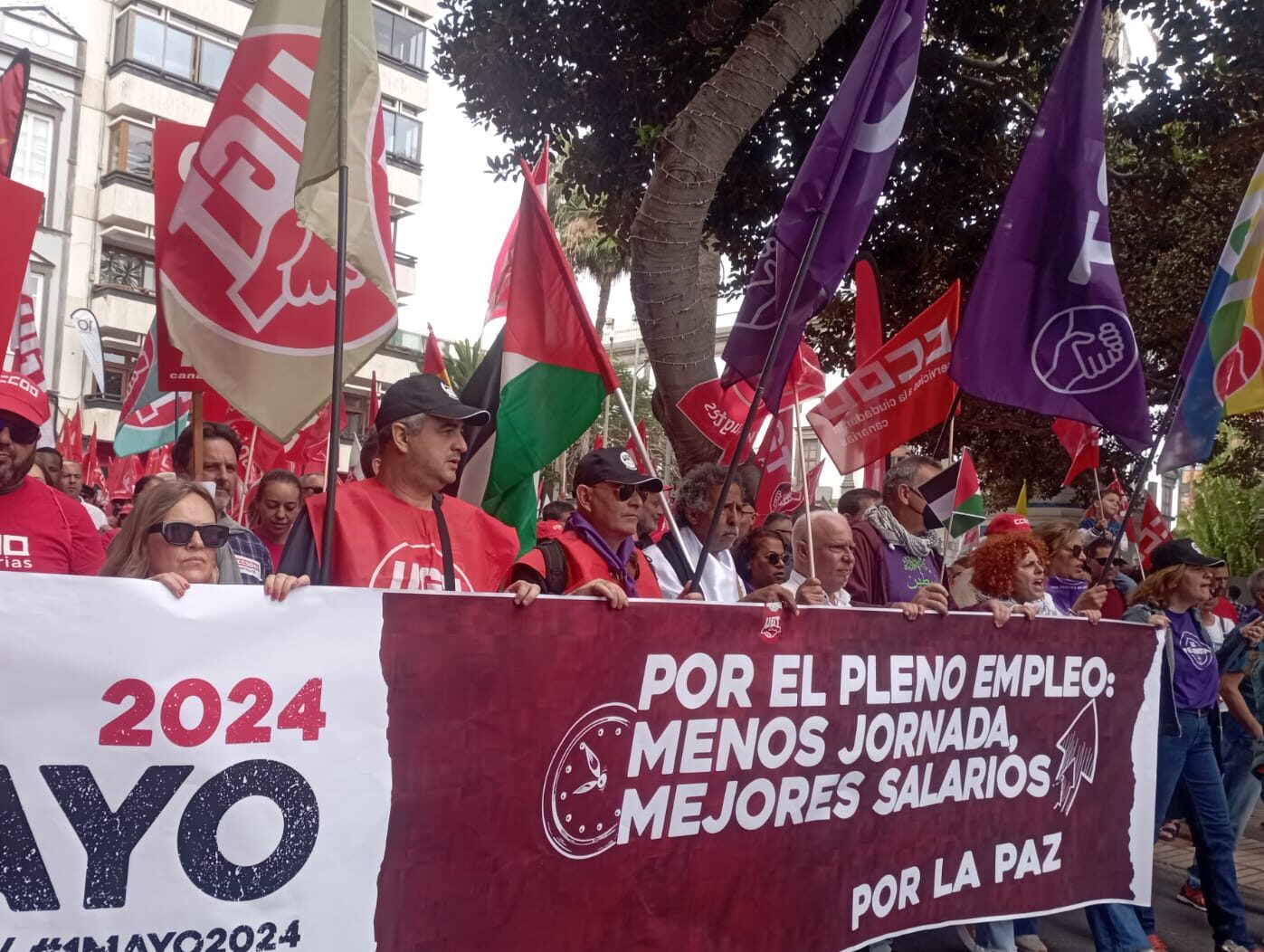 Cabecera de la manifestación convocada por los sindicatos en Las Palmas de Gran Canaria / RTVC
