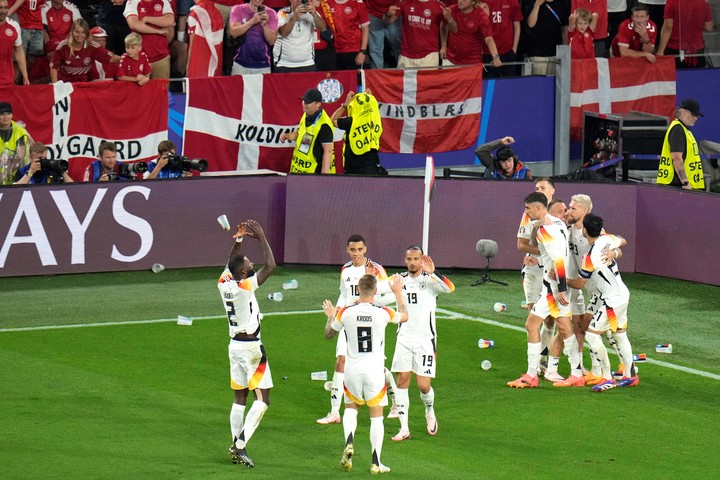 Este sábado, después de la eliminación de Italia, Alemania derrotó con 2-0 a Dinamarca con goles de Havertz y Musiala