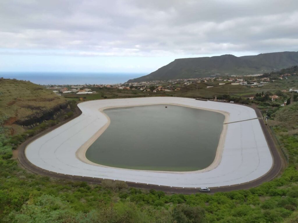 Tenerife aumenta un 10% el suministro de agua y mantiene el precio al sector agrícola