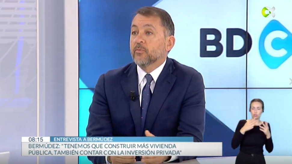 "A Santa Cruz de Tenerife le va a venir muy bien este mandato". José Manuel Bermúdez hace balance en Tv Canaria 

Imagen de José Manuel Bermúdez, alcalde de Santa Cruz de Tenerife, durante la entrevista en BDC de Tv Canaria 