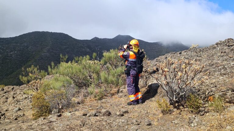 Alrededor de 30 voluntarios en el dispositivo de búsqueda de Jay Slater, el joven británico desaparecido en Tenerife