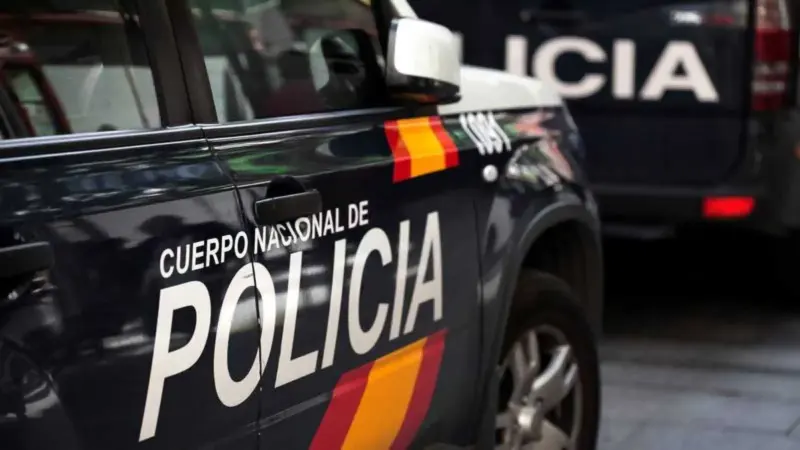 A la herida se le trasladó al Hospital de la Candelaria, mientras que la Policía Nacional realizó las diligencias correspondientes