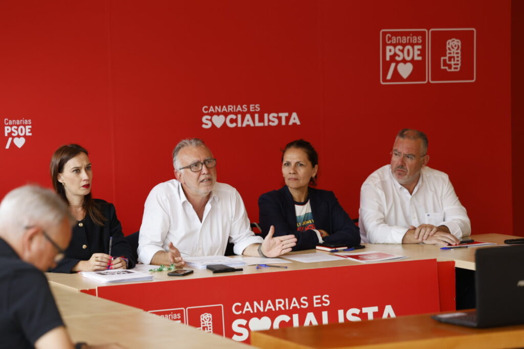 En la Comisión Regional Ejecutiva del PSOE en Canarias se han abordado temas de actualidad como el reparto de menores migrantes / PSOE  Canarias 