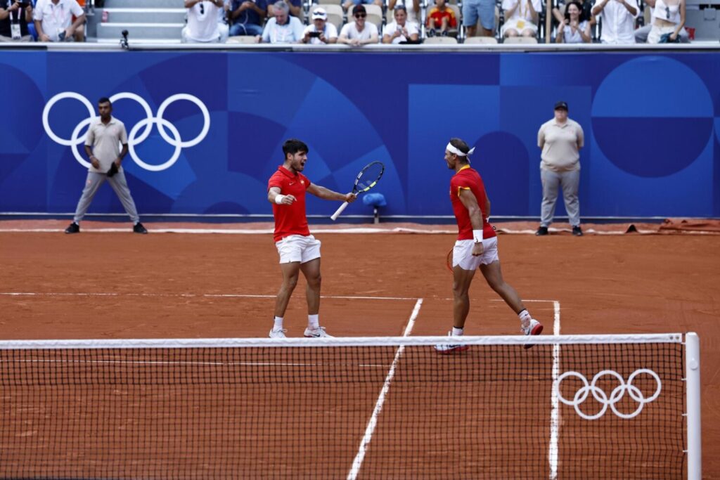 Alcaraz y Nadal, Nadal y Alcaraz, batieron en el super tie break definitivo a Tallon Griekspoor y su compañero Wesley Koolhof