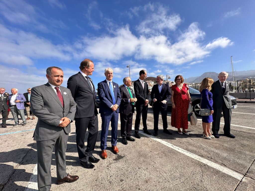 La compañía naviera Fred Olsen Express ha celebrado en La Gomera un acto conmemorativo del 50 aniversario de la travesía entre Tenerife y La Gomera