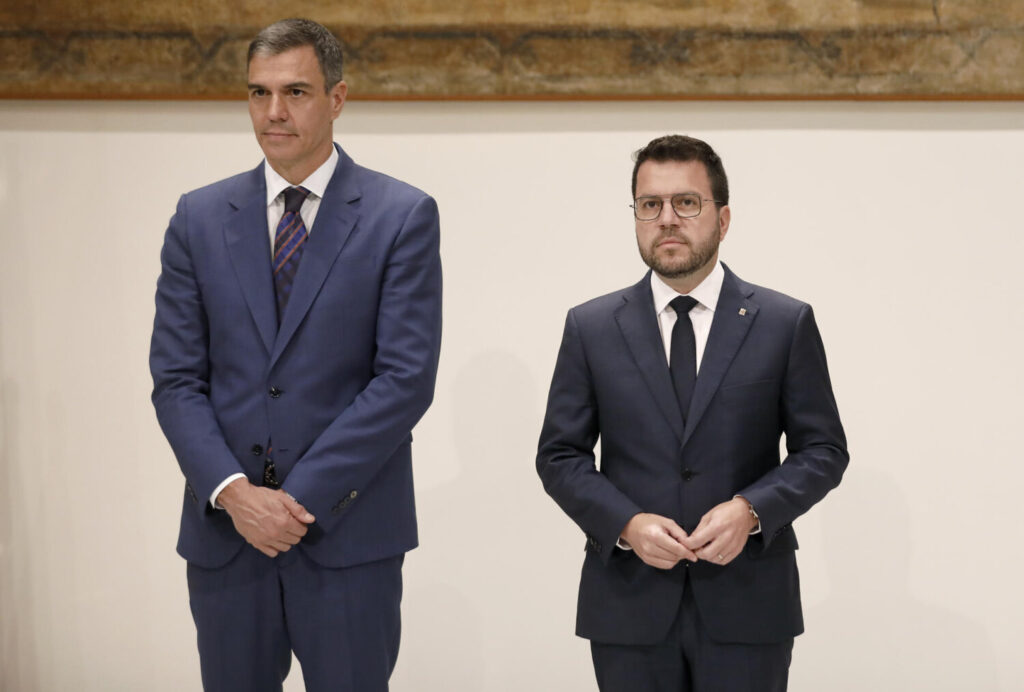 Sánchez y Aragonès allanan el camino a la investidura del PSC en Cataluña