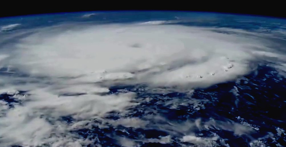 El huracán 'Beryl' se acercará a Jamaica el miércoles con vientos sostenidos de 260 kilómetros por hora